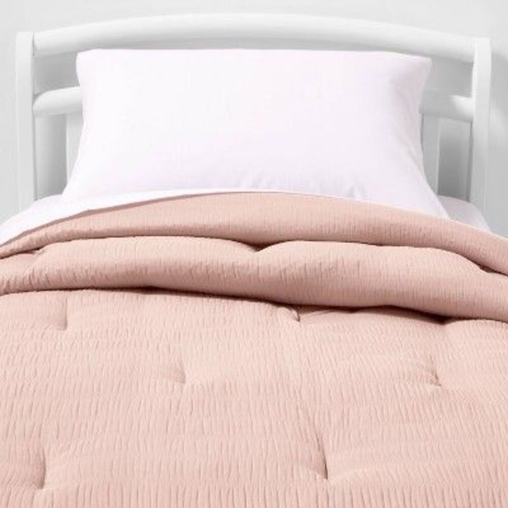 Open Box - Pillowfort - Toddler Seersucker Kids' Comforter Pink - Pillowfo Pink